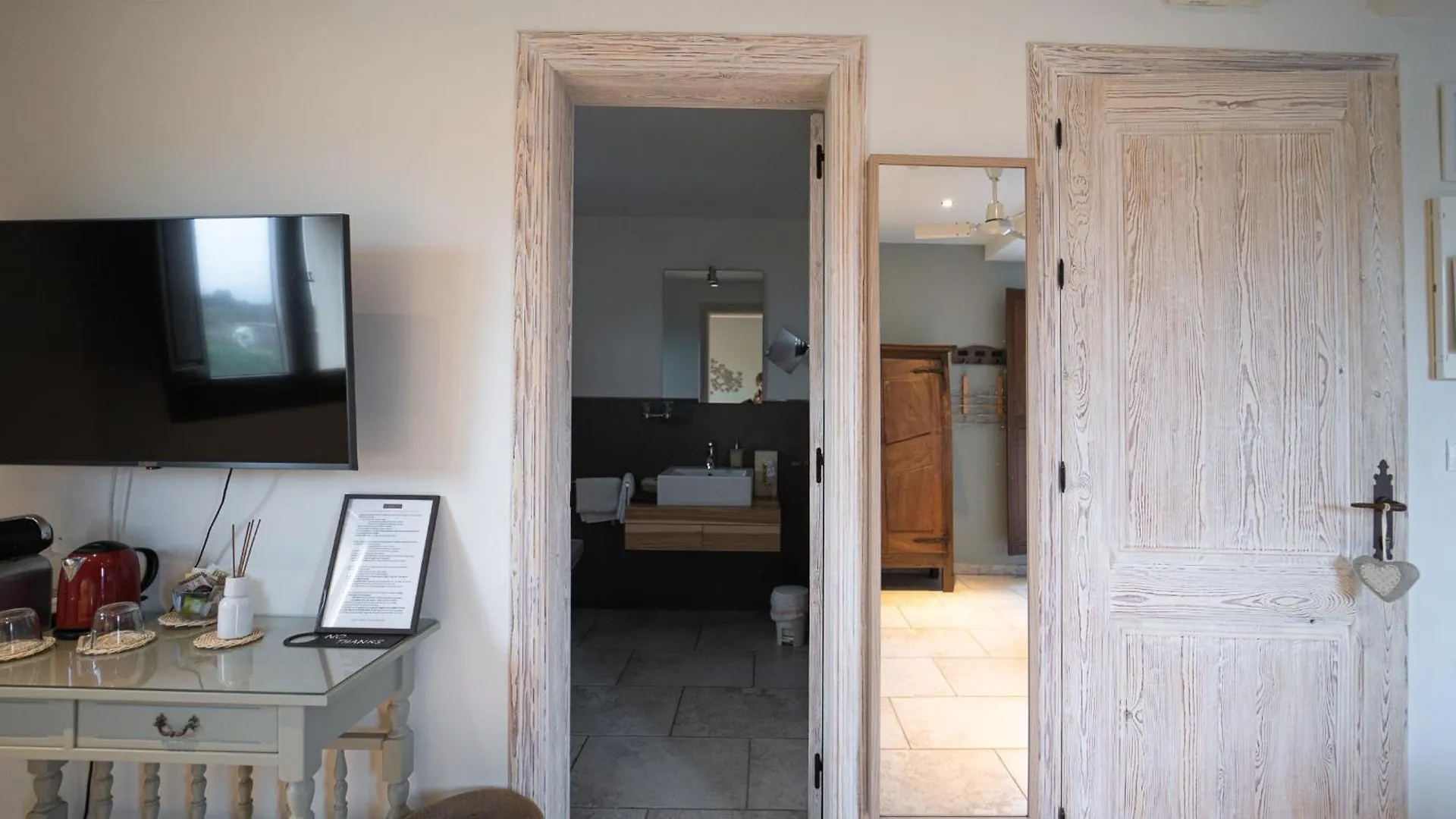 Country house Mas Montbrio Belvedere Bed & Breakfast Cambrils
