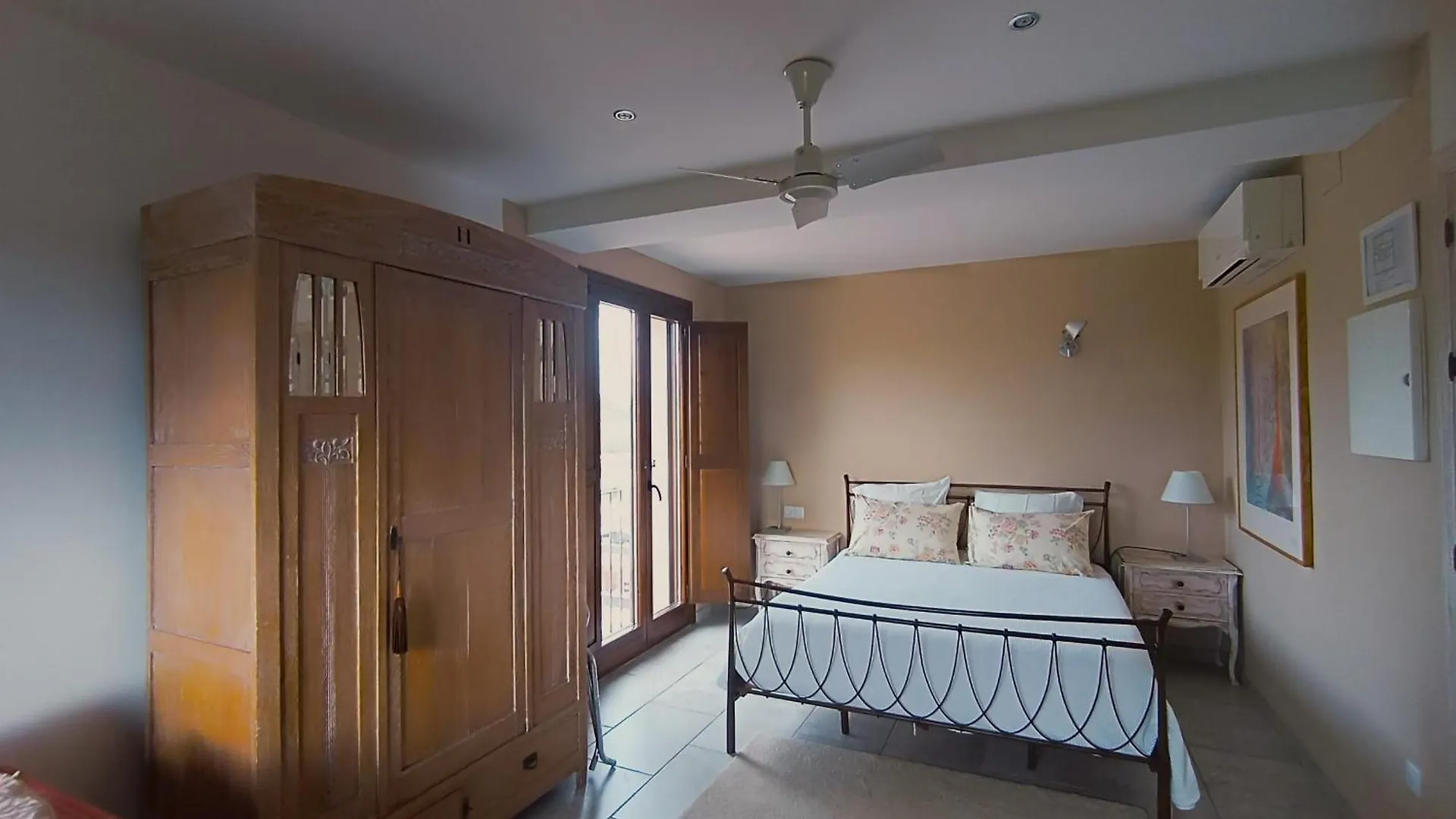 Mas Montbrio Belvedere Bed & Breakfast Cambrils Country house