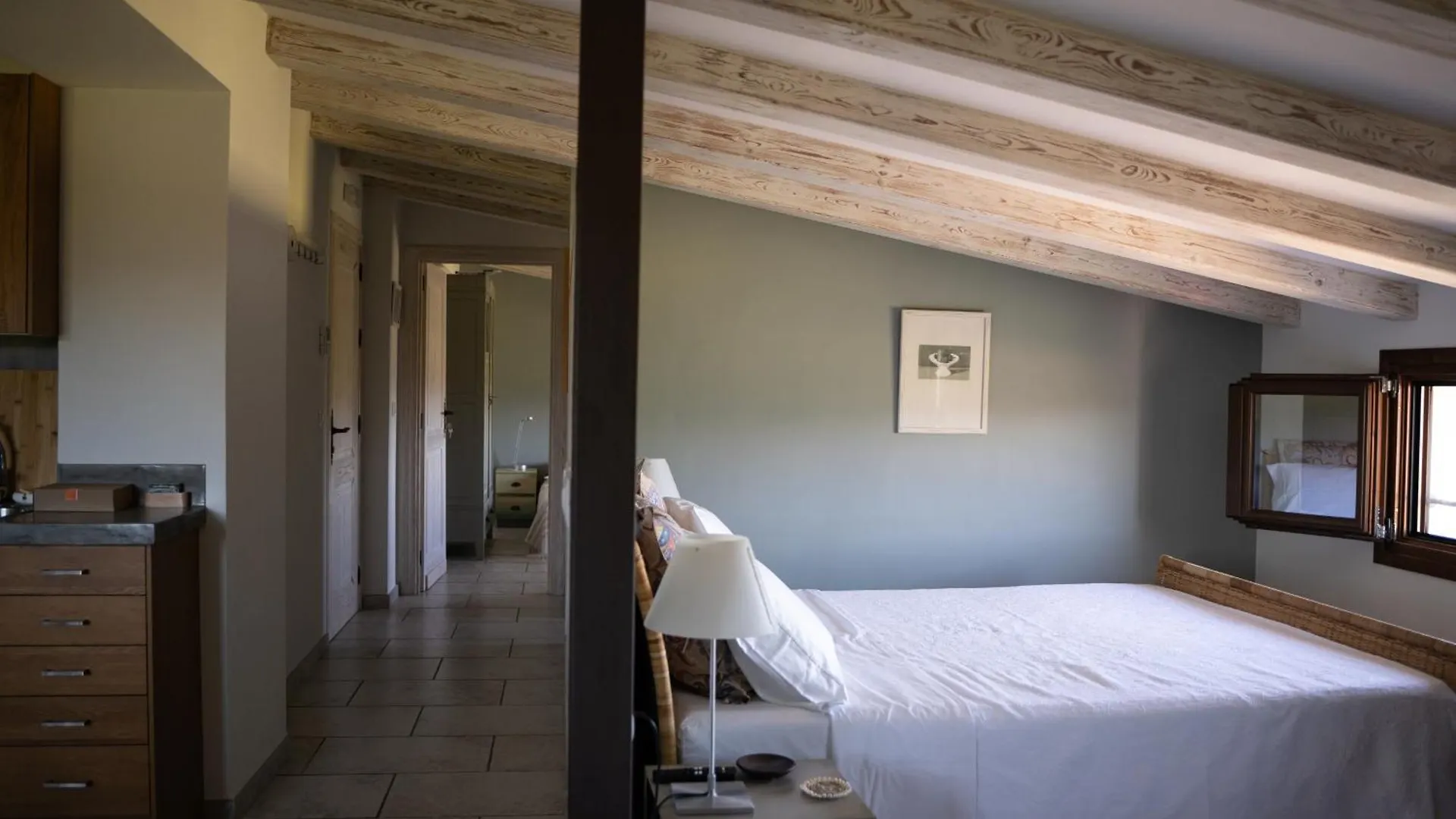 Country house Mas Montbrio Belvedere Bed & Breakfast Cambrils Spain